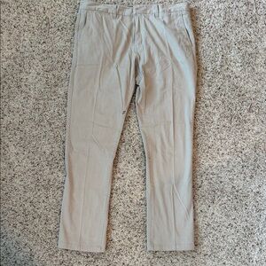 Tavik Men's Light Khaki Straight Chino Pants